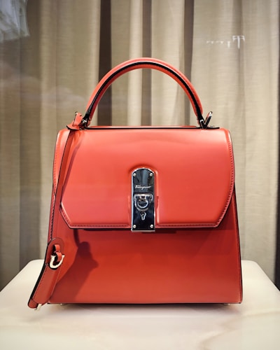 תיק יד עור מהודר